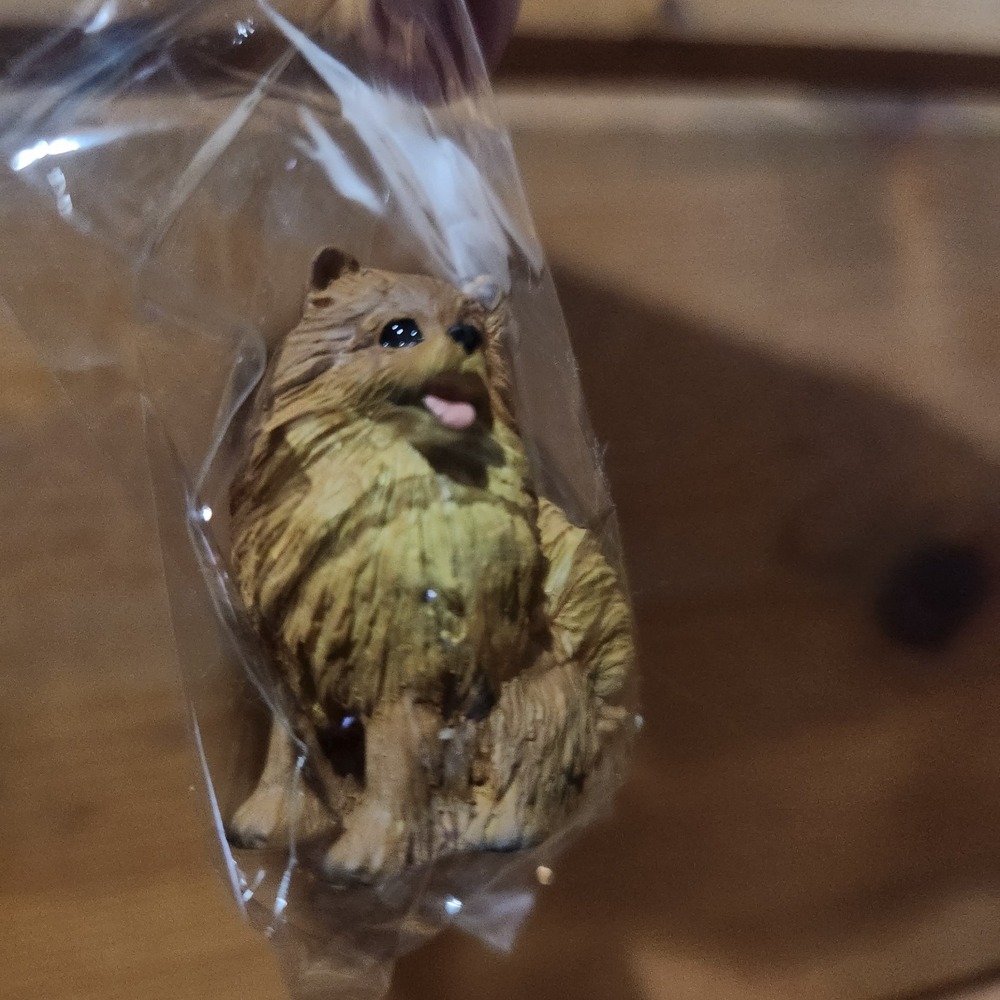 Conversation Concepts Vintage Brown Pomeranian Mini Dollhouse Figurine DTN-03A. - Picture 5 of 5